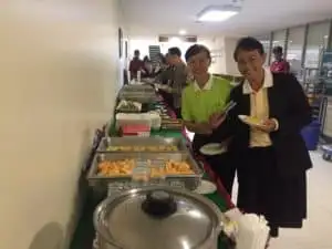 รับจัดบุฟเฟ่ต์