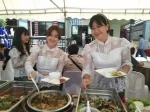 รับจัดบุฟเฟ่ต์