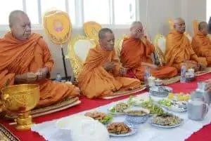 รับจัดบุฟเฟ่ต์ รับจัดเลี้ยง ทำบุญบ้าน