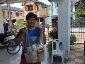 อาหารพร้อมทาน
