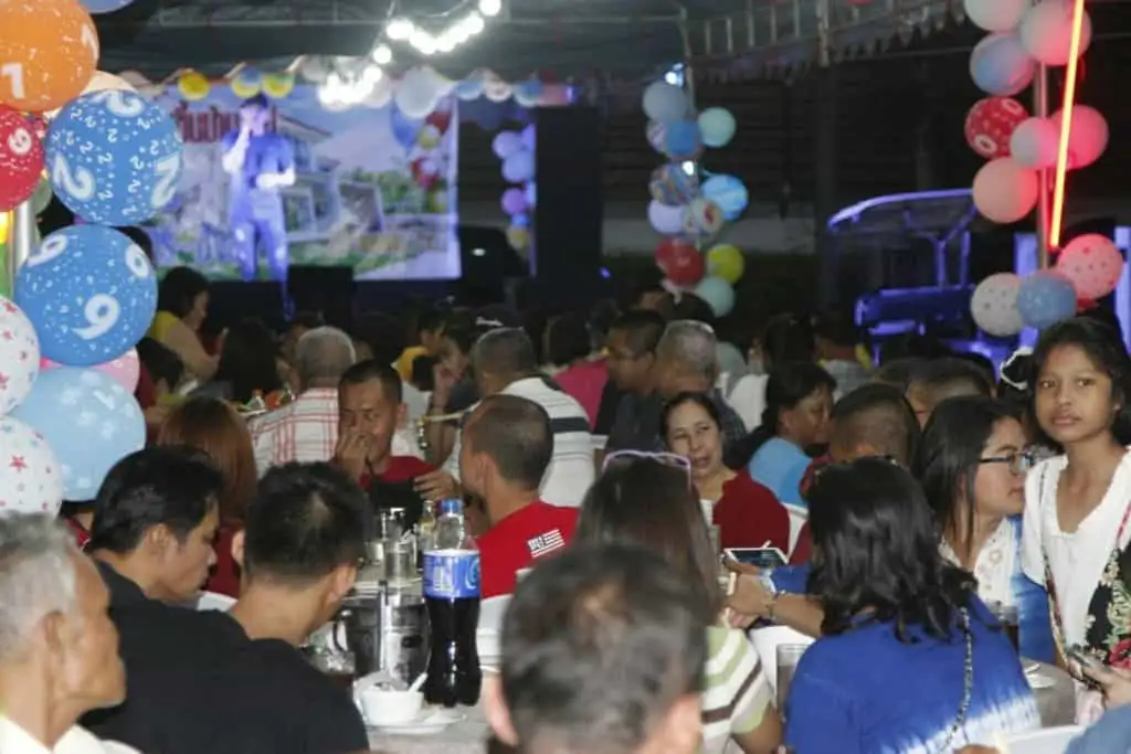รับจัดบุฟเฟ่ต์ รับจัดเลี้ยง ทำบุญบ้าน