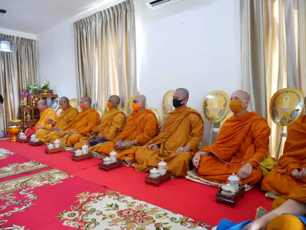 ขึ้นบ้านใหม่