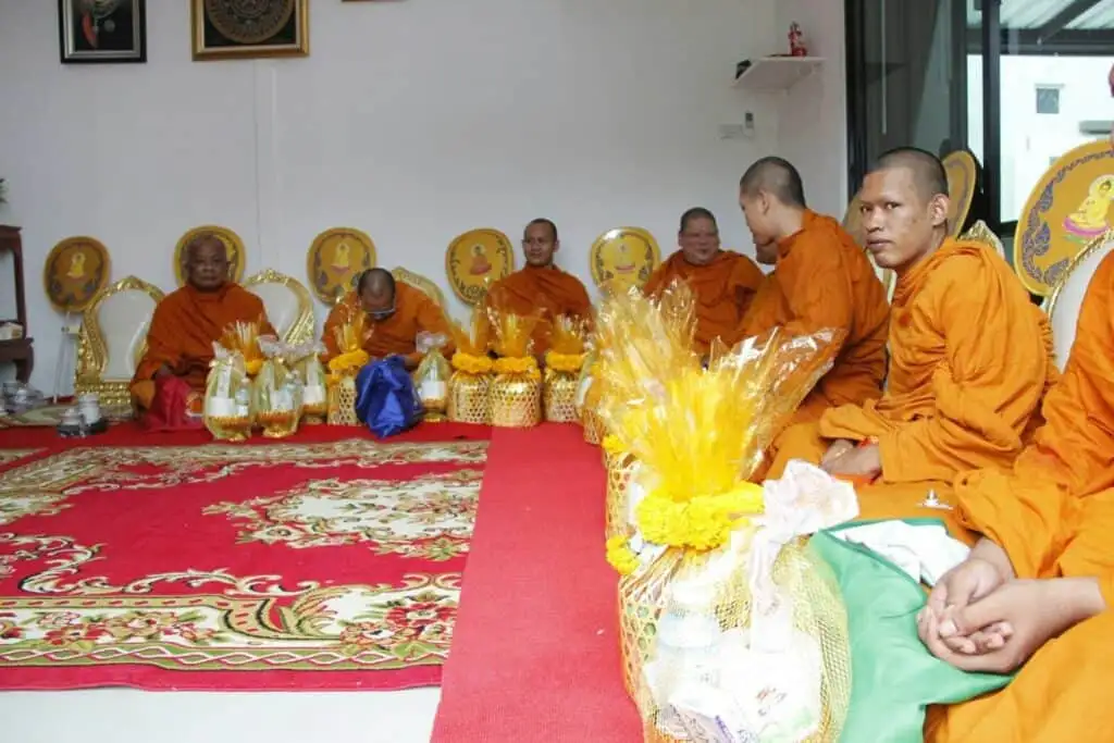 ทำบุญ 100 วันสำคัญอย่างไร