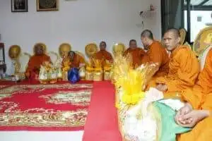 ทำบุญ 100 วันสำคัญอย่างไร