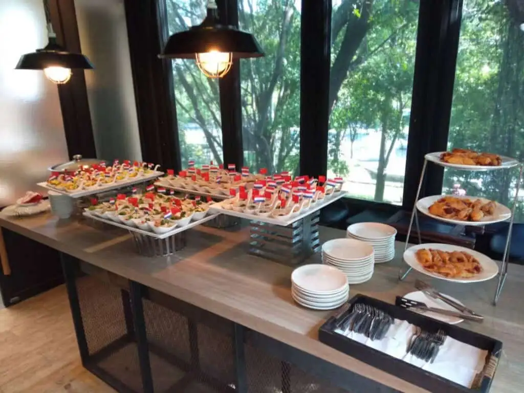 ร้านรับจัดงานค็อกเทลปาร์ตี้