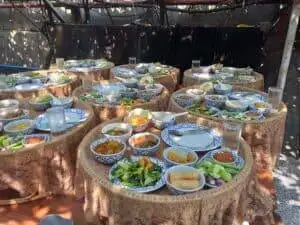 อาหารถวายพระเพล