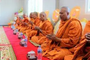 จัดงานขึ้นบ้านใหม่